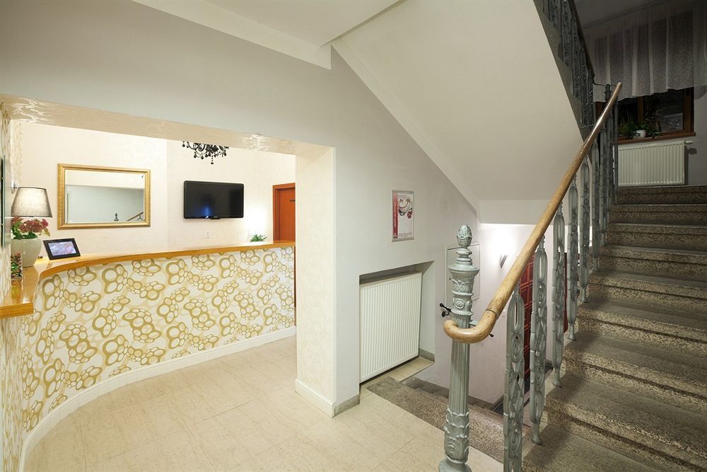Pytloun Self Check-In Hotel Λίμπερεκ Εξωτερικό φωτογραφία